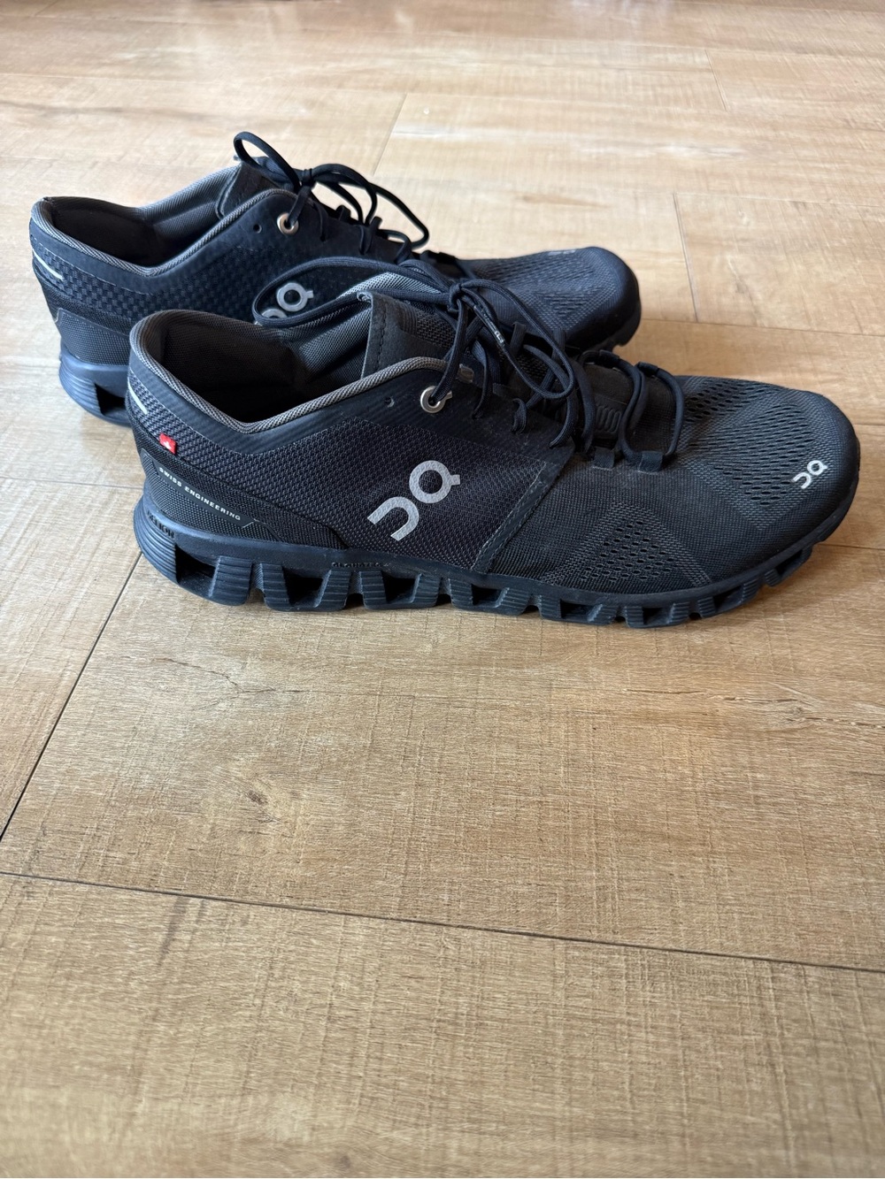 On Running Cloud X OG First Gen Men's Size 11 Black Eclipse Helion